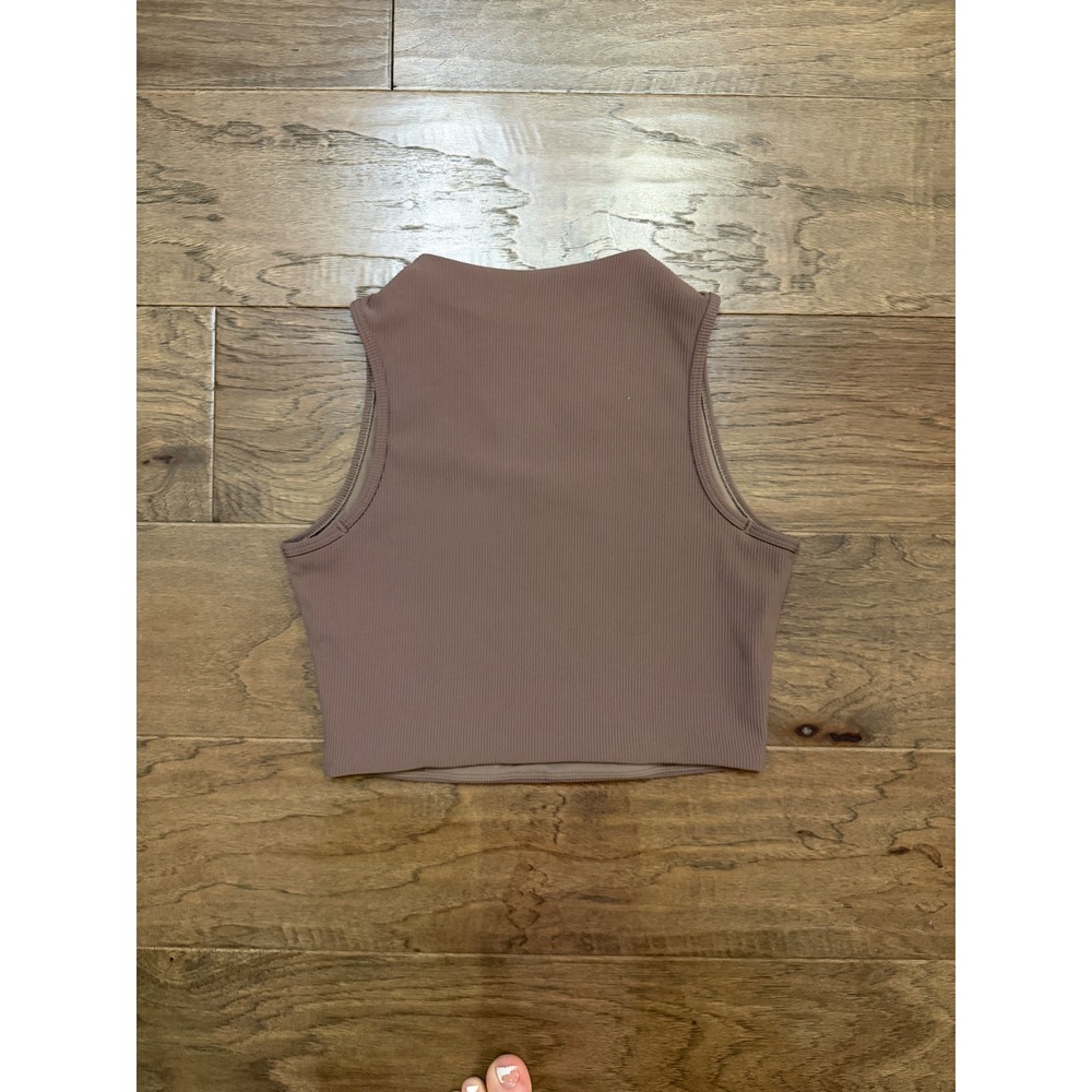 Spanx Active Tops Ribbed Mock Neck Tank Mauve Brown Sleeveless Crop Top Medium - Picture 3 of 5